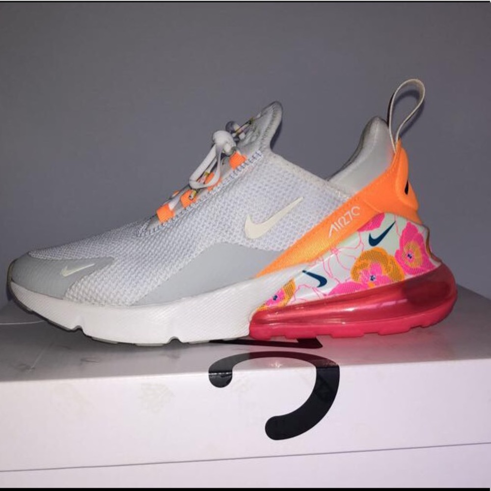 Nike Air Max 270